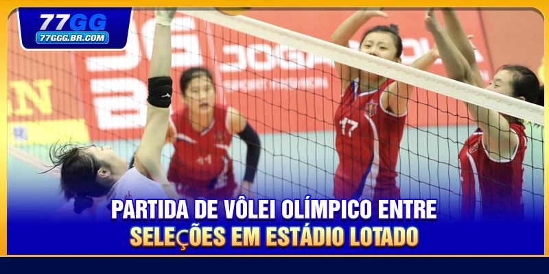Partida de vôlei olímpico entre seleções em estádio lotado